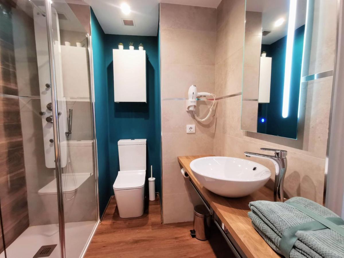 Apartamento Ral5021 En Triana Junto Al Centro Sevilla Buitenkant foto